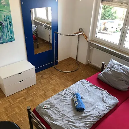 Gruppe, Familien Und Messehaus Dom wakacyjny Kriftel