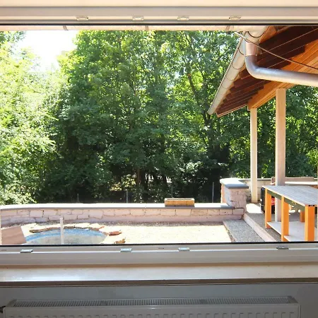 Gruppe, Familien Und Messehaus Dom wakacyjny Kriftel