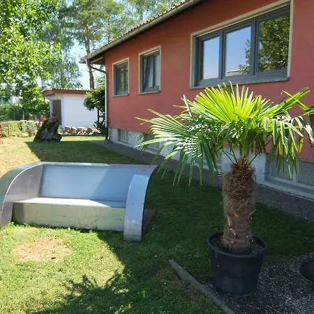 Gruppe, Familien Und Messehaus Dom wakacyjny Kriftel